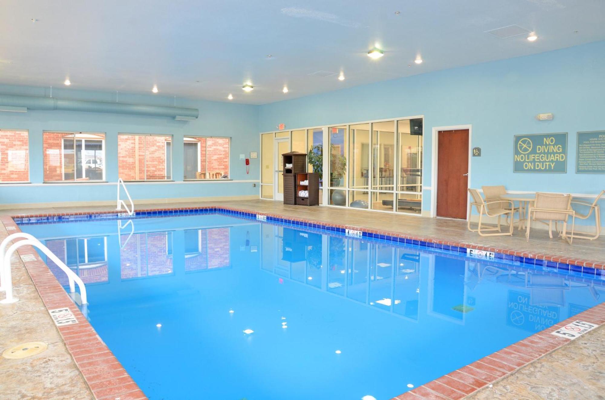 Express & Millington-memphis Area By Ihg Millington