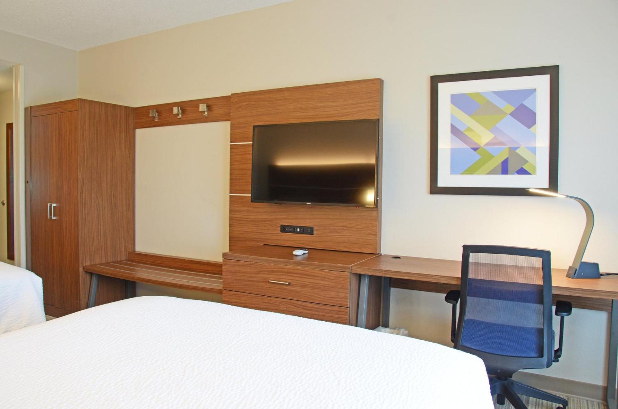 Hotel Express & Millington-memphis Area By Ihg