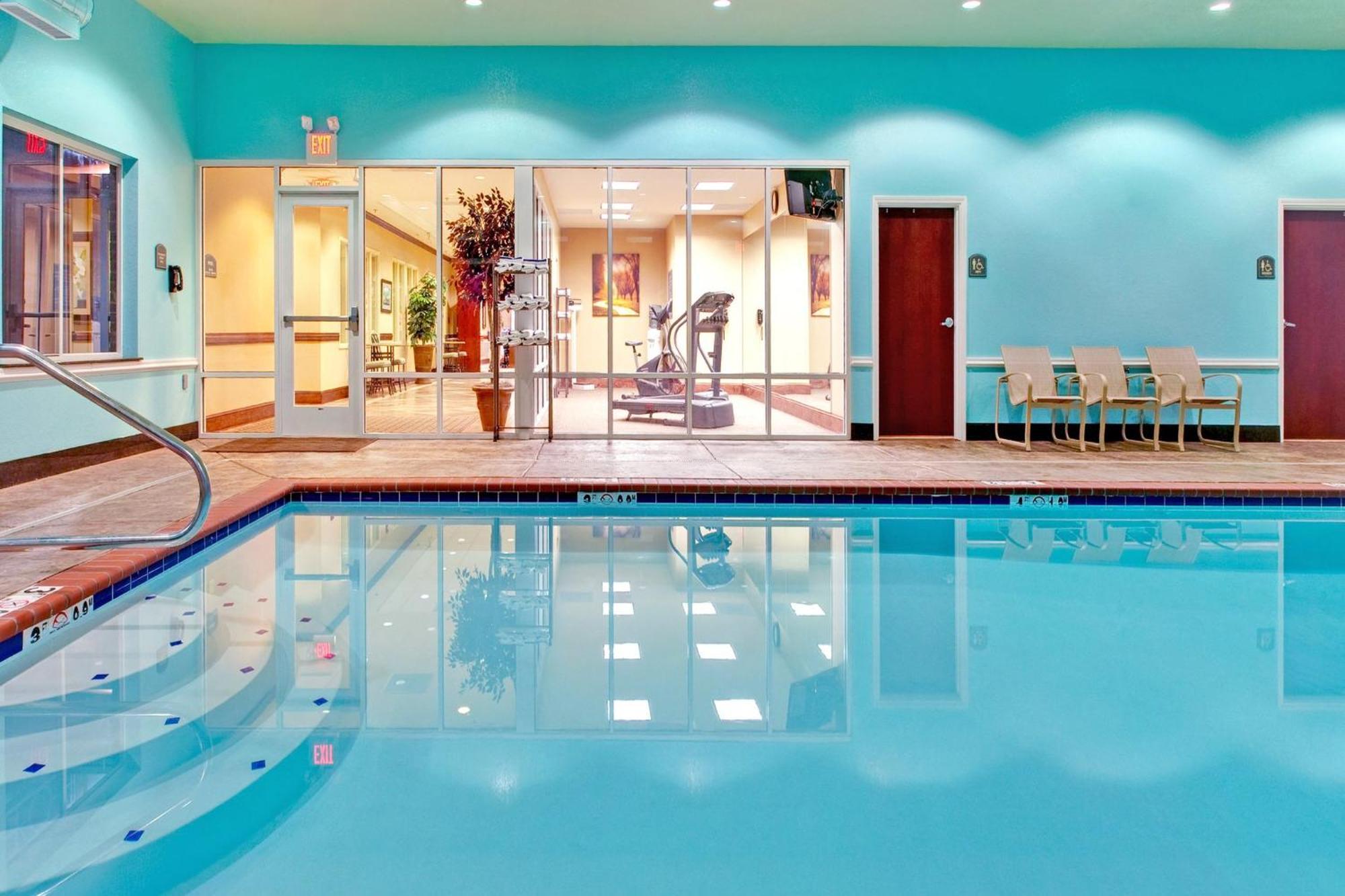 Hotel Express & Millington-memphis Area By Ihg